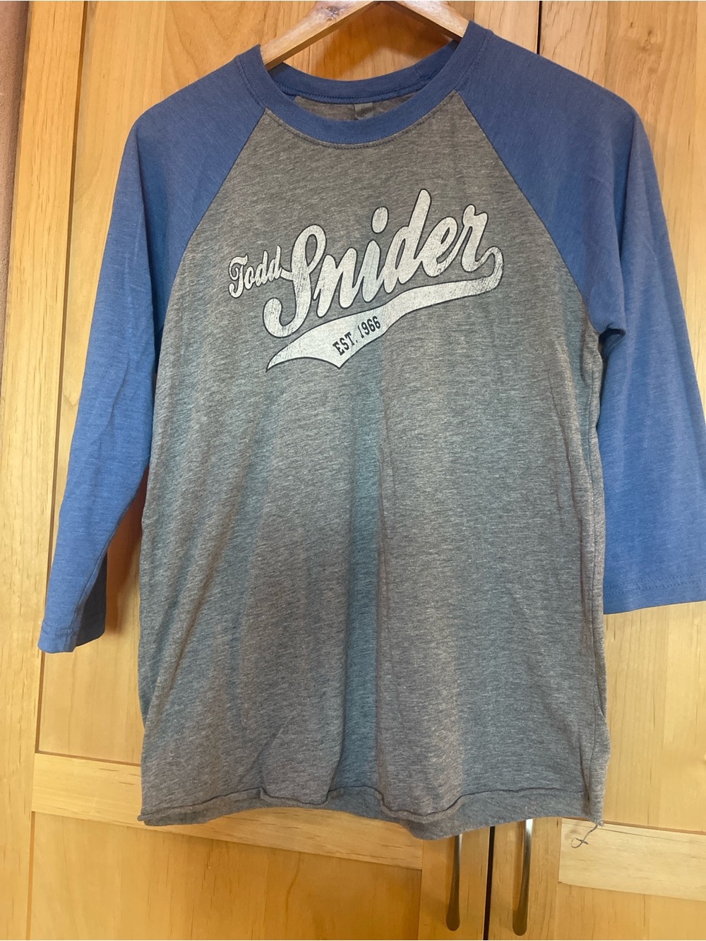 Todd Snyder Raglan Baseball Concert Tee - Gray Body with Blue Sleeves